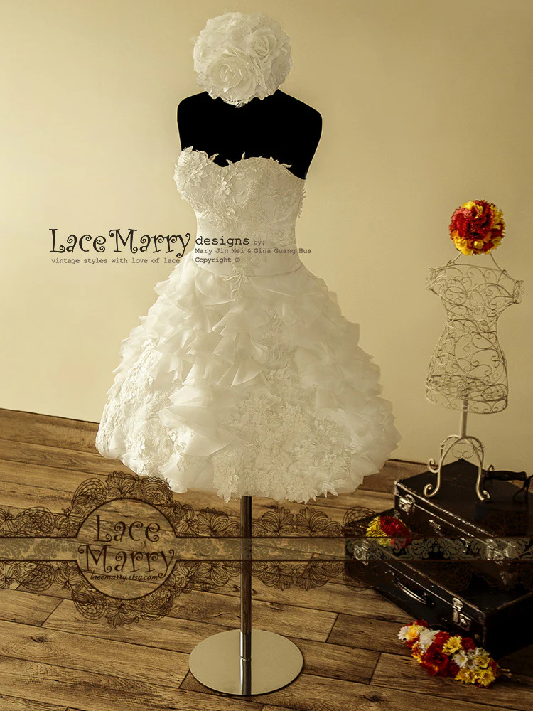 1950's Inspired Short Wedding Dress - Image 6
