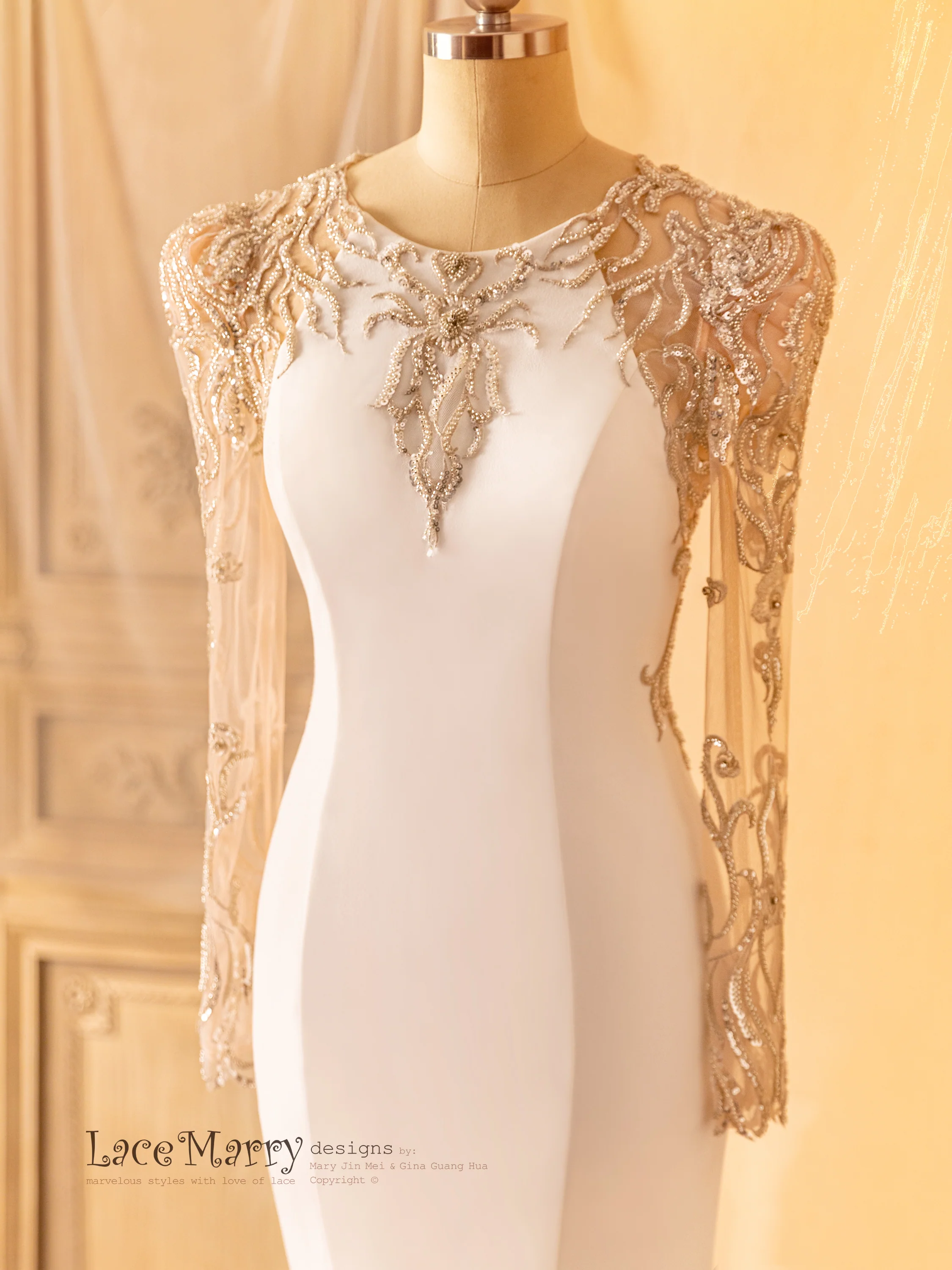 ANZU / Sophisticated Fitted Wedding Dress with Puff Shoulder Sleeves - Image 8