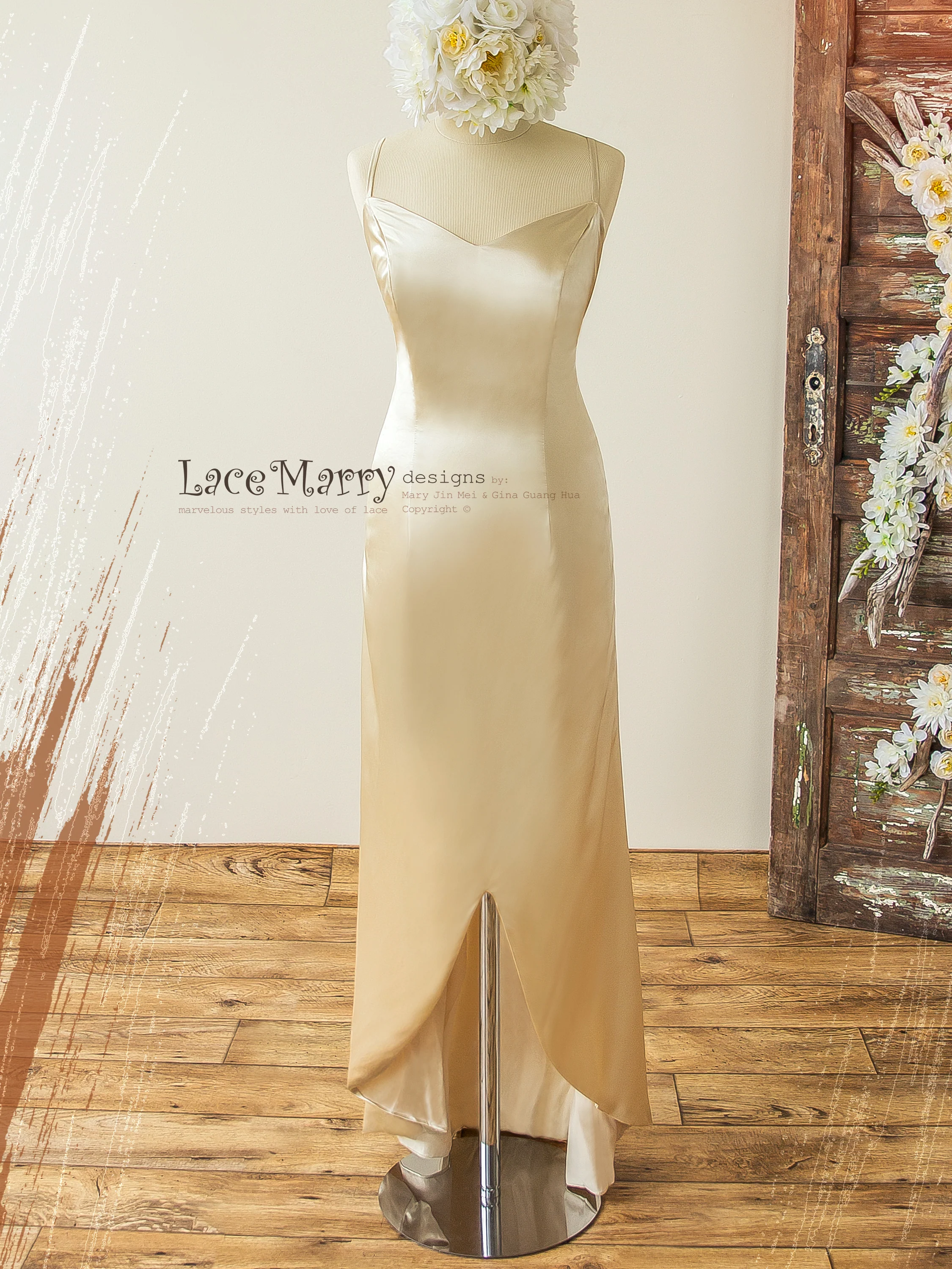 Bohemian Lace Wedding Dress in Kaftan Style - Image 12