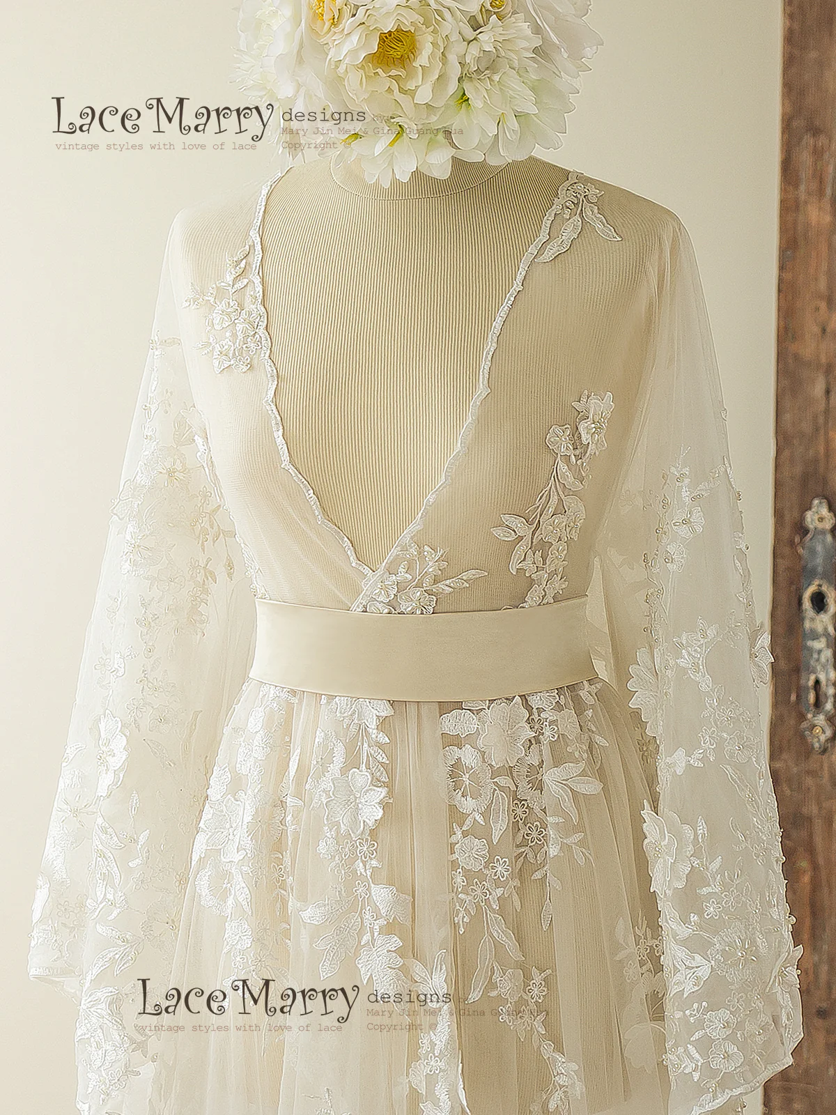 Bohemian Lace Wedding Dress in Kaftan Style - Image 5