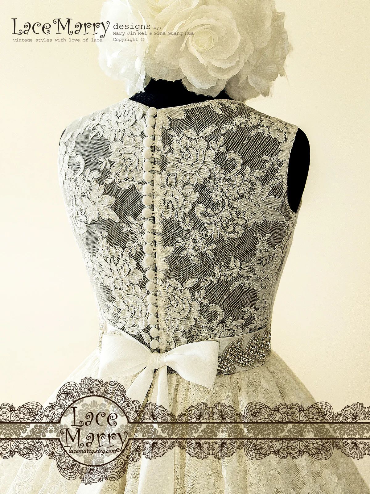 Pin-Up Lace Wedding Dress Inspired by 50's - Image 6